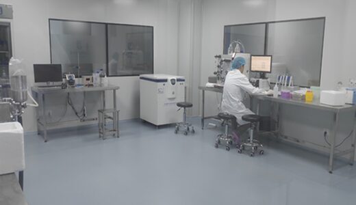Laboratory with benches and instruments